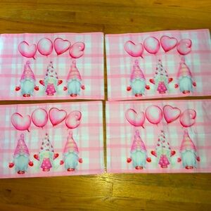 Valentine Gnome Placemats Set of 4 Love‎ Gnome NWOT
